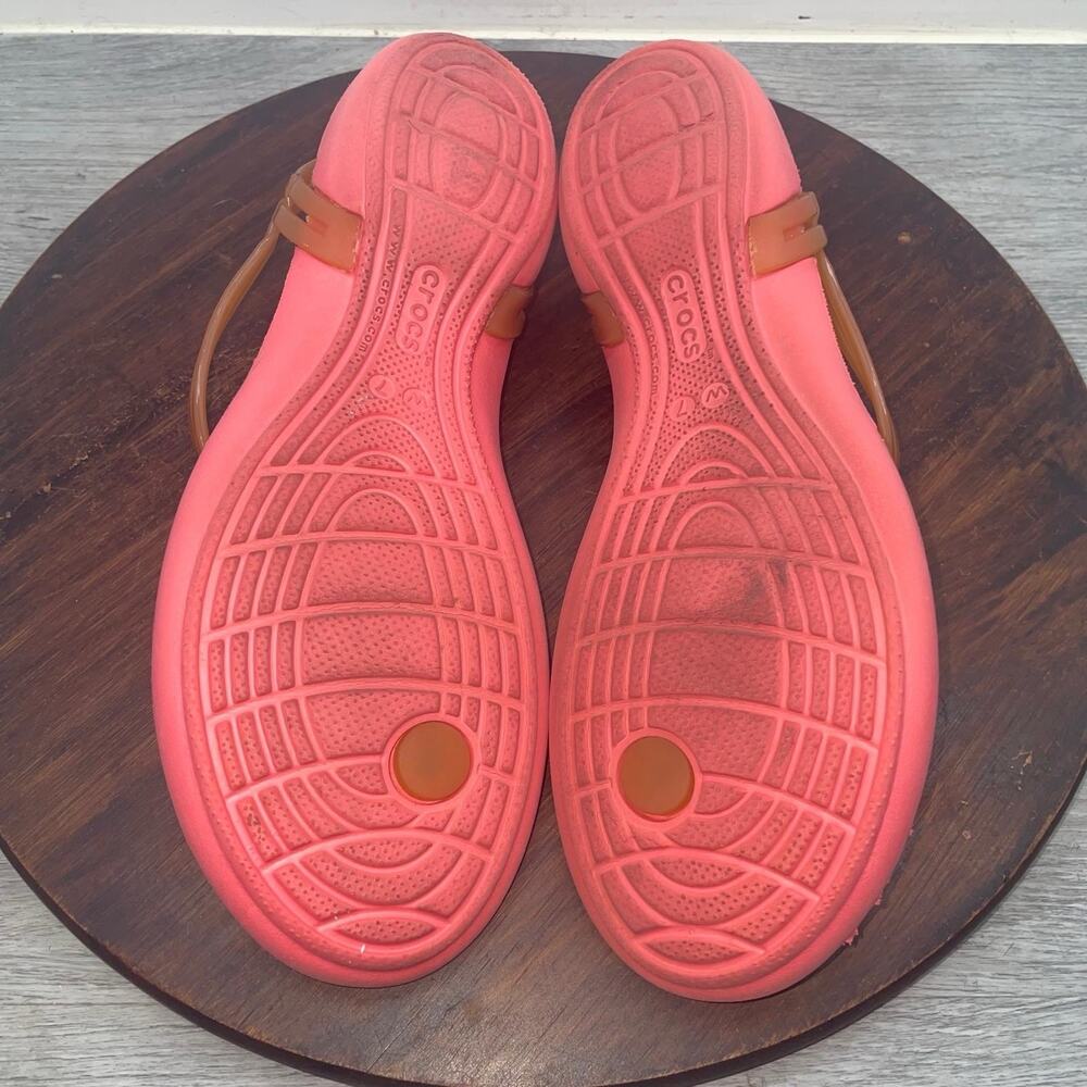CROCS Sandal Womens Size 7 Isabella T-Strap Thong Iconic Comfort Jelly Pink - Picture 9 of 9